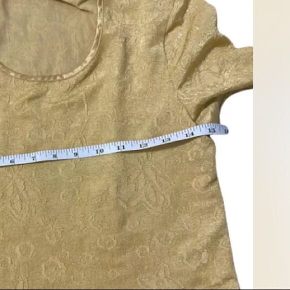 Victorias Secret Vintage Gold Label Metallic Gold Floral Blouse Excellent cond - Picture 5 of 5